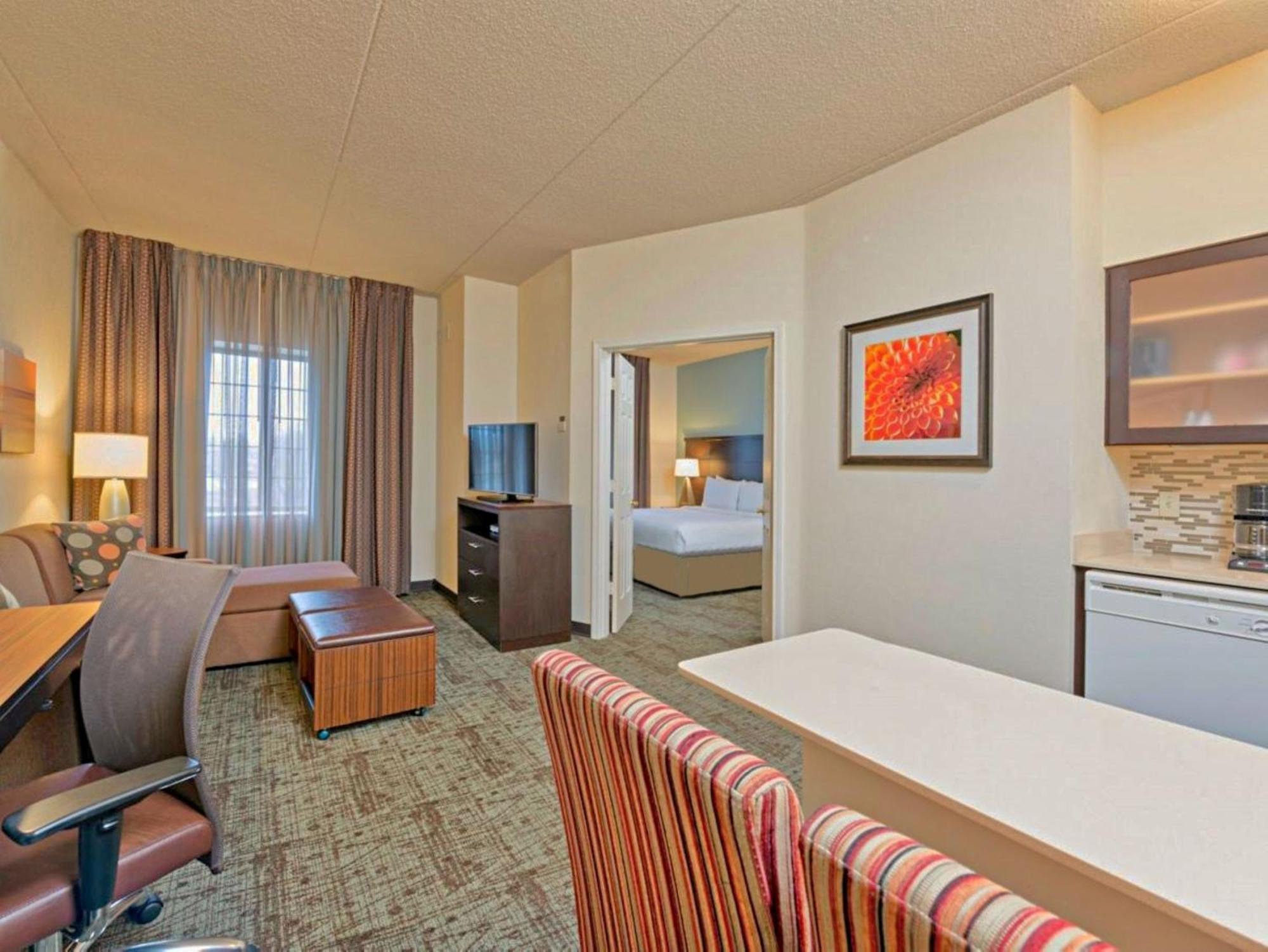 Staybridge Suites Bismarck By Ihg Zewnętrze zdjęcie